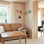2 Bedroom Cozy In Hvide Sande *