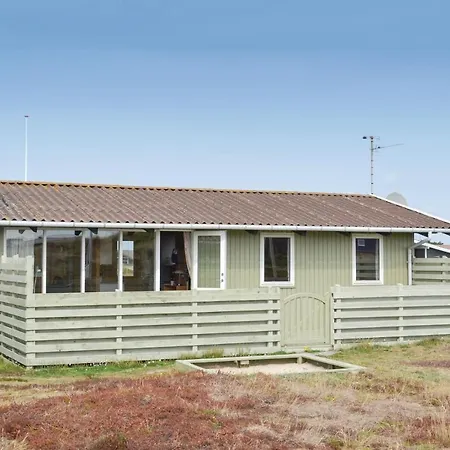 Nyaraló 2 Bedroom Cozy In Hvide Sande Bjerregård