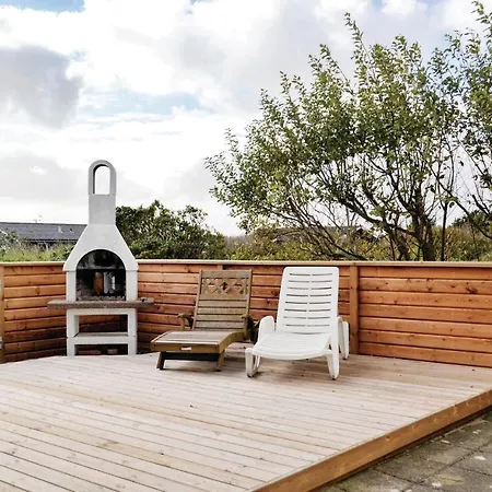 Nyaraló 2 Bedroom Cozy In Hvide Sande