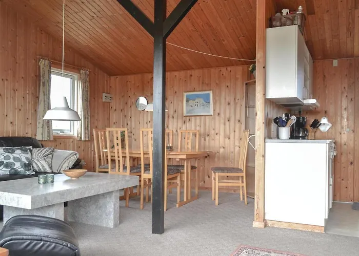 2 Bedroom Cozy In Hvide Sande *