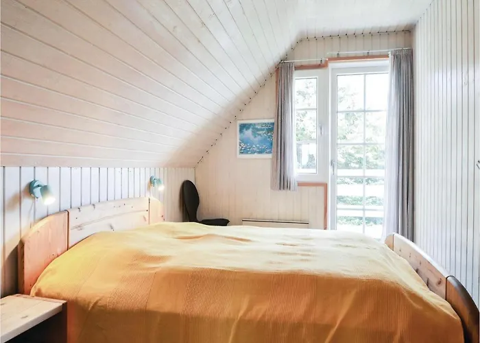 2 Bedroom Cozy In Hvide Sande