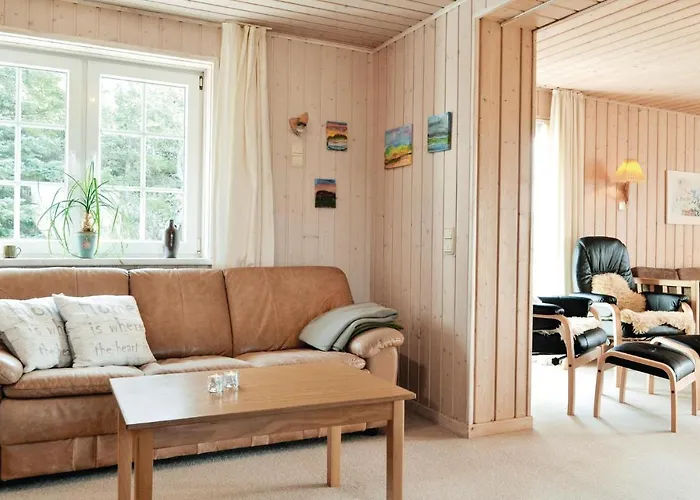 2 Bedroom Cozy In Hvide Sande *