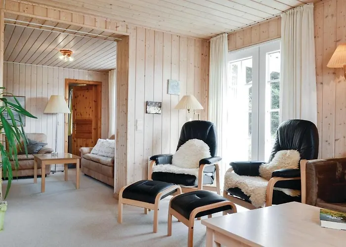 2 Bedroom Cozy In Hvide Sande